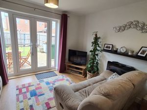 Lounge- click for photo gallery